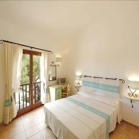 Mclub Del Golfo Hotel