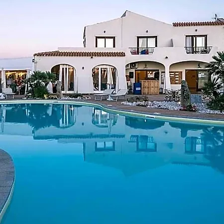 Mclub Del Golfo Hotel 4*