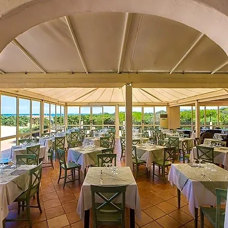 Mclub Del Golfo Hotel 4*